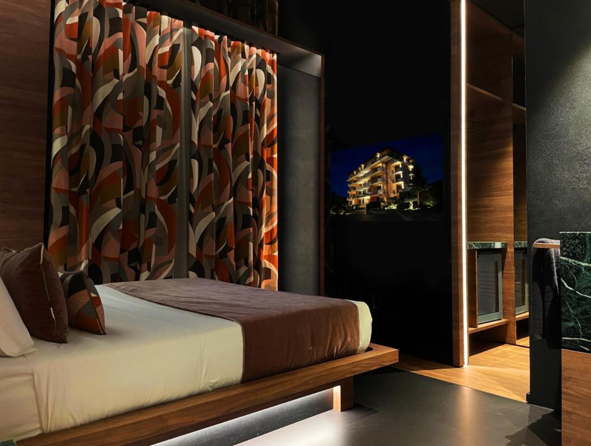 Hotel Orizzonte Lago Patria Bagian luar foto