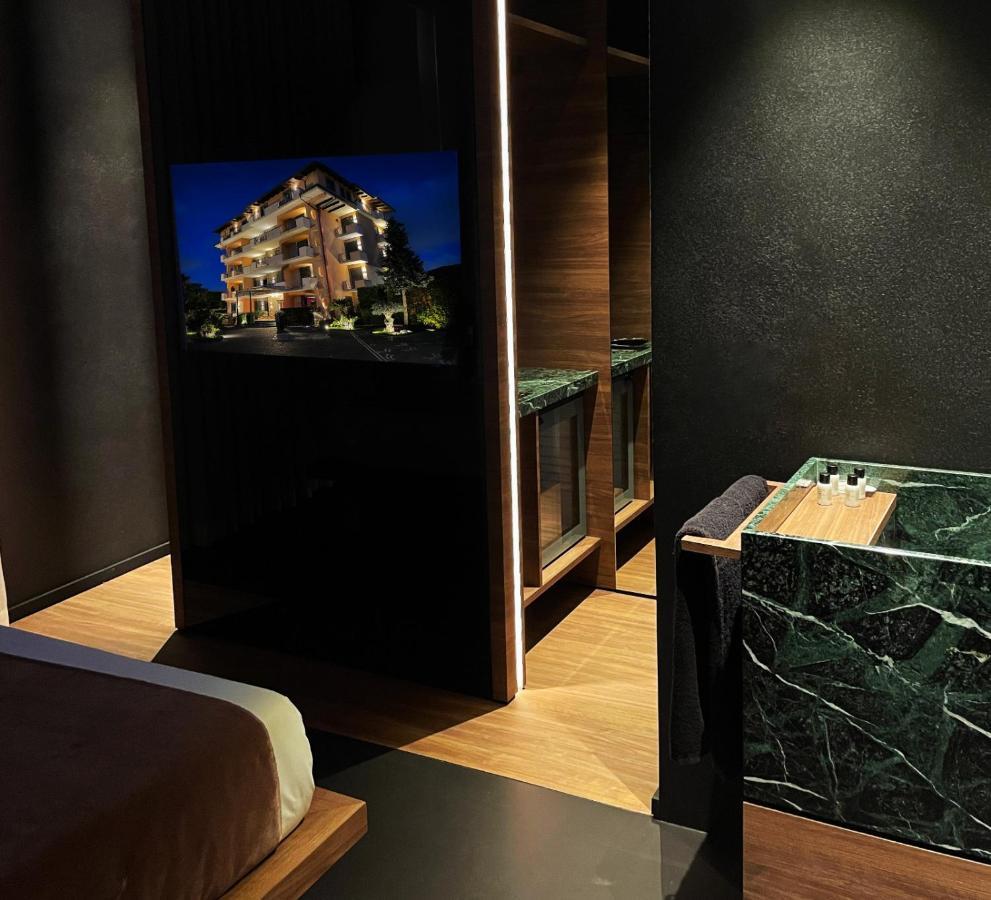 Hotel Orizzonte Lago Patria Bagian luar foto